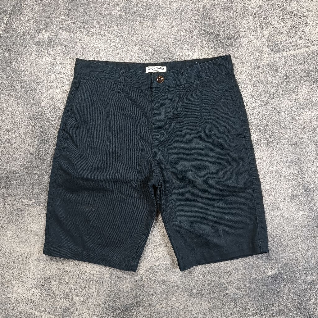 Celana pendek chino Giordano