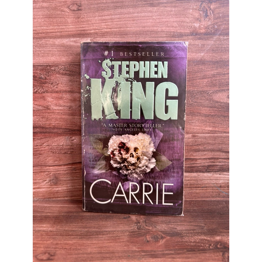 Novel Preloved Carrie by Stephen King