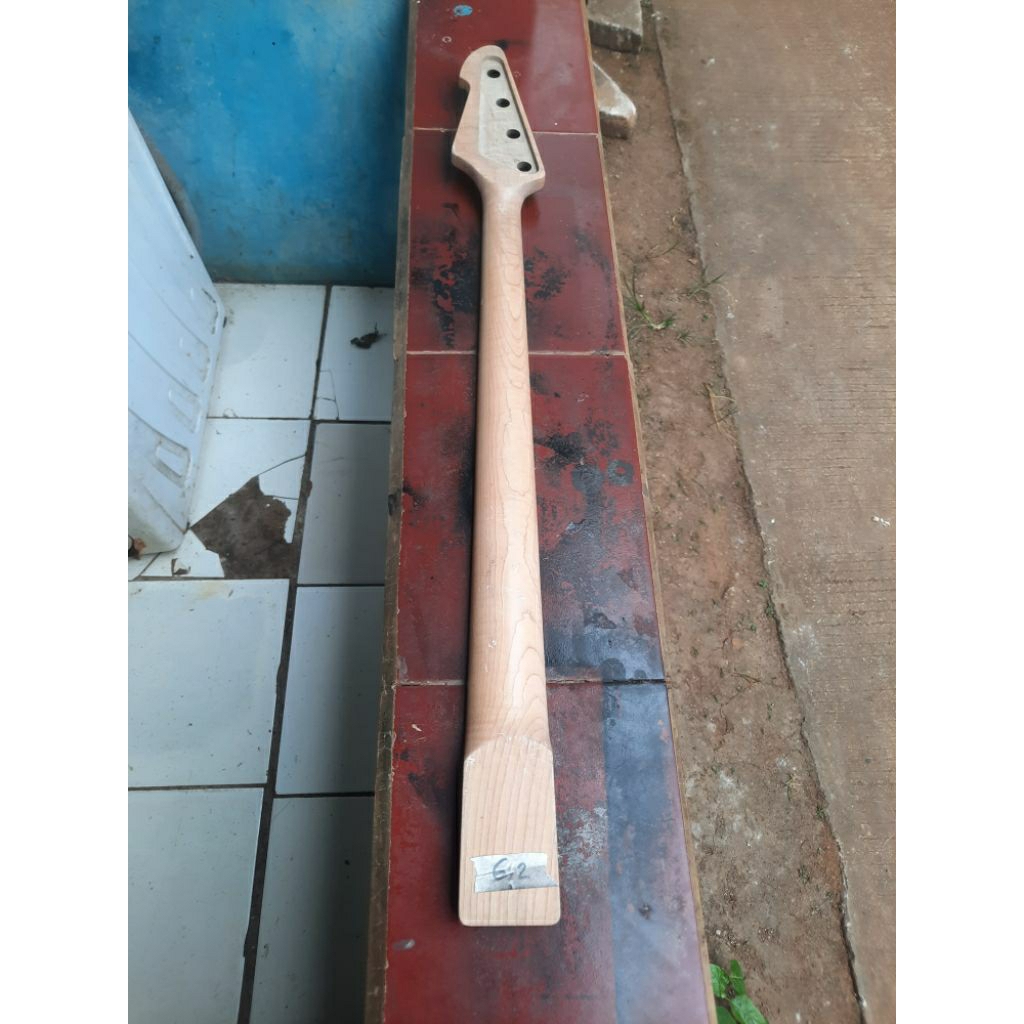Neck Bass peavey