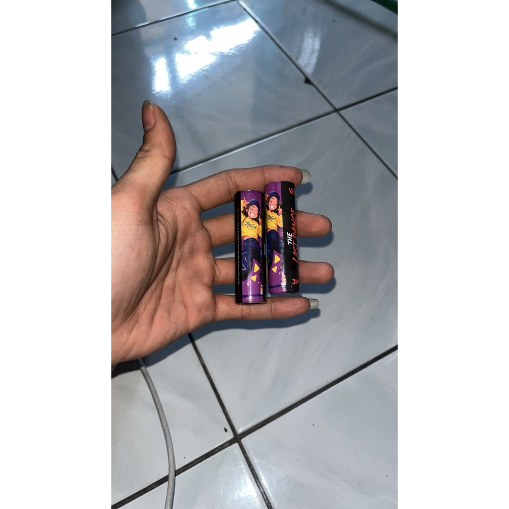 sepasang baterai wrap vrk