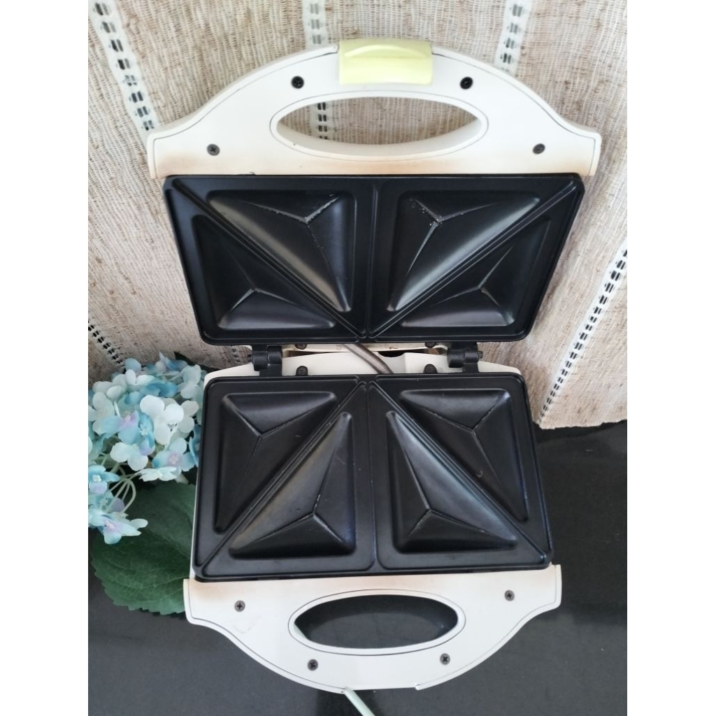 [preloved] Sanyo TOASTER | PEMANGGANG ROTI