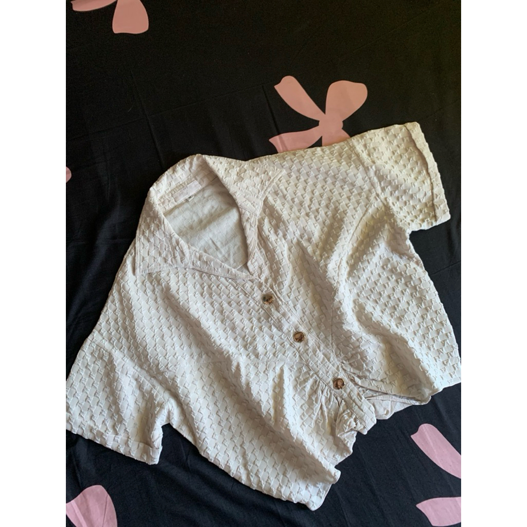 Preloved Blouse Berkerah Story of Lily uk M