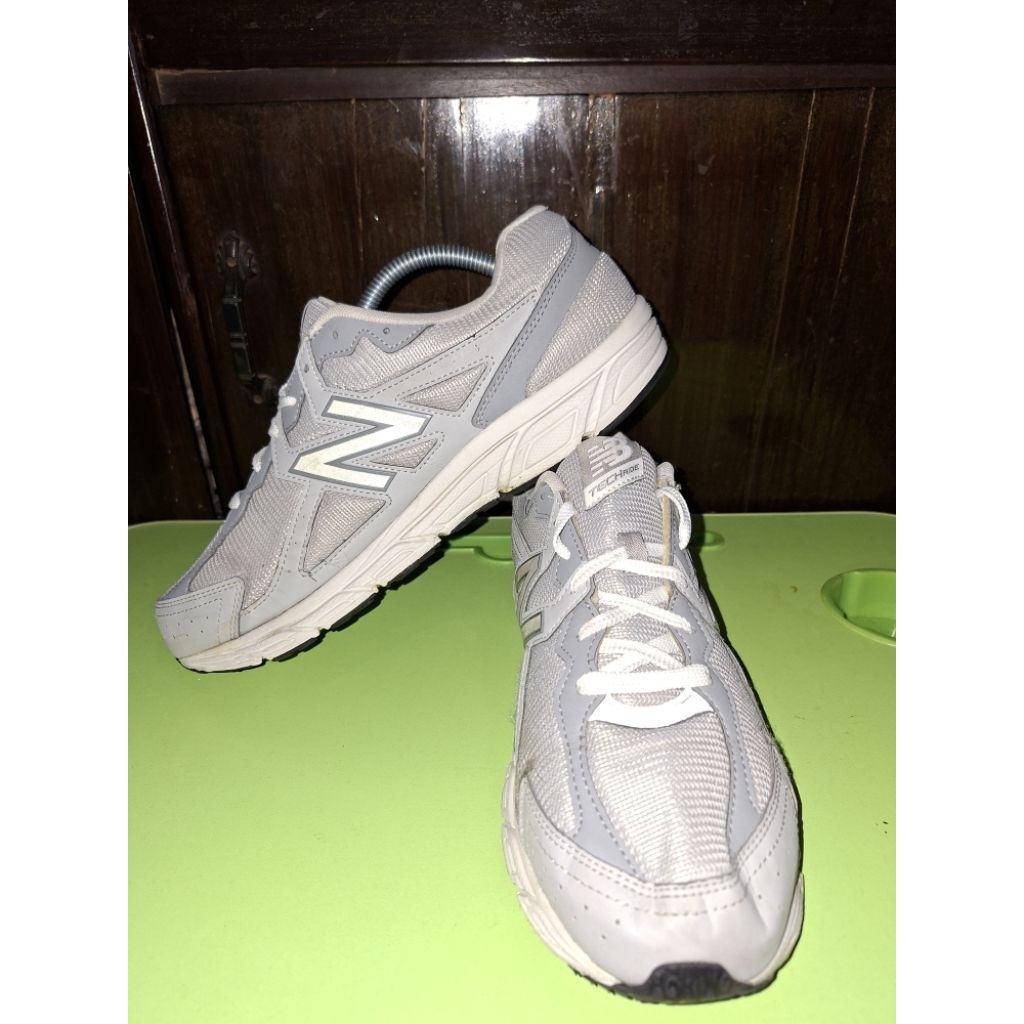 NB w 480 v5 grey