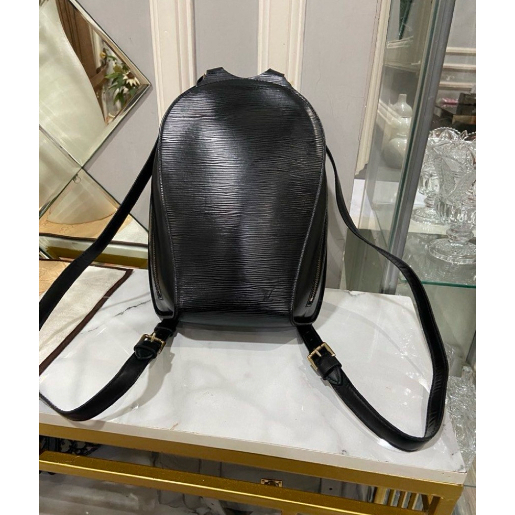 Preloved Lv epi backpack