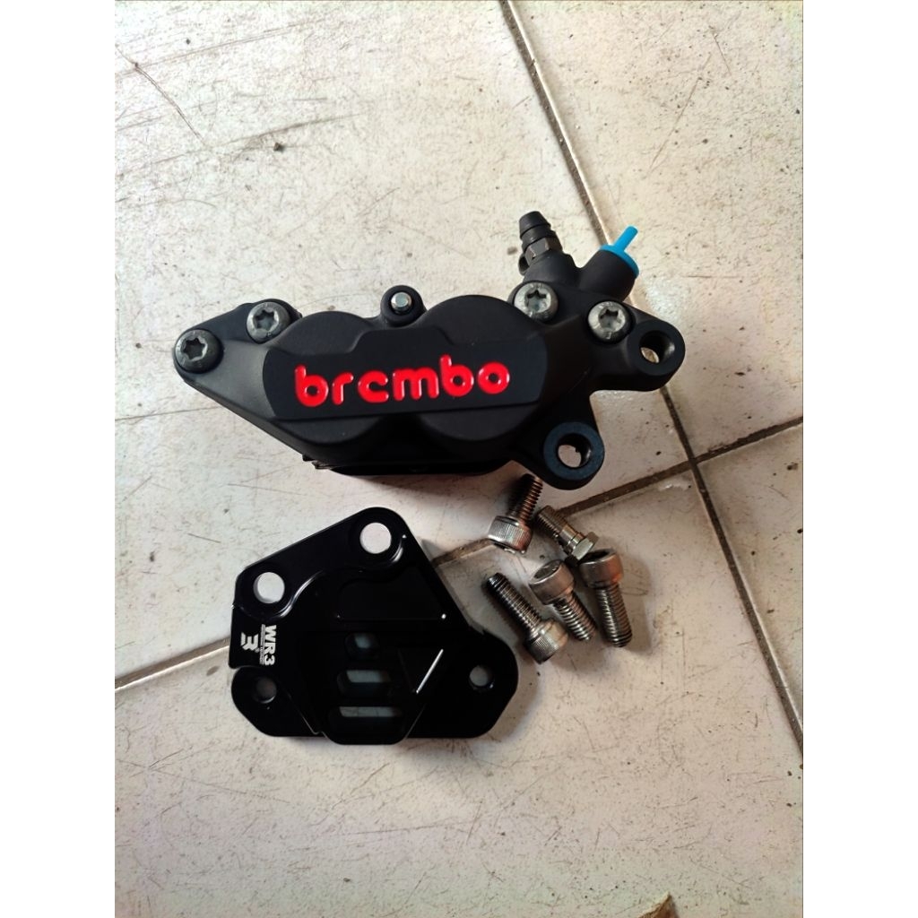 kaliper brembo 4p dan breket wr3 xmax
