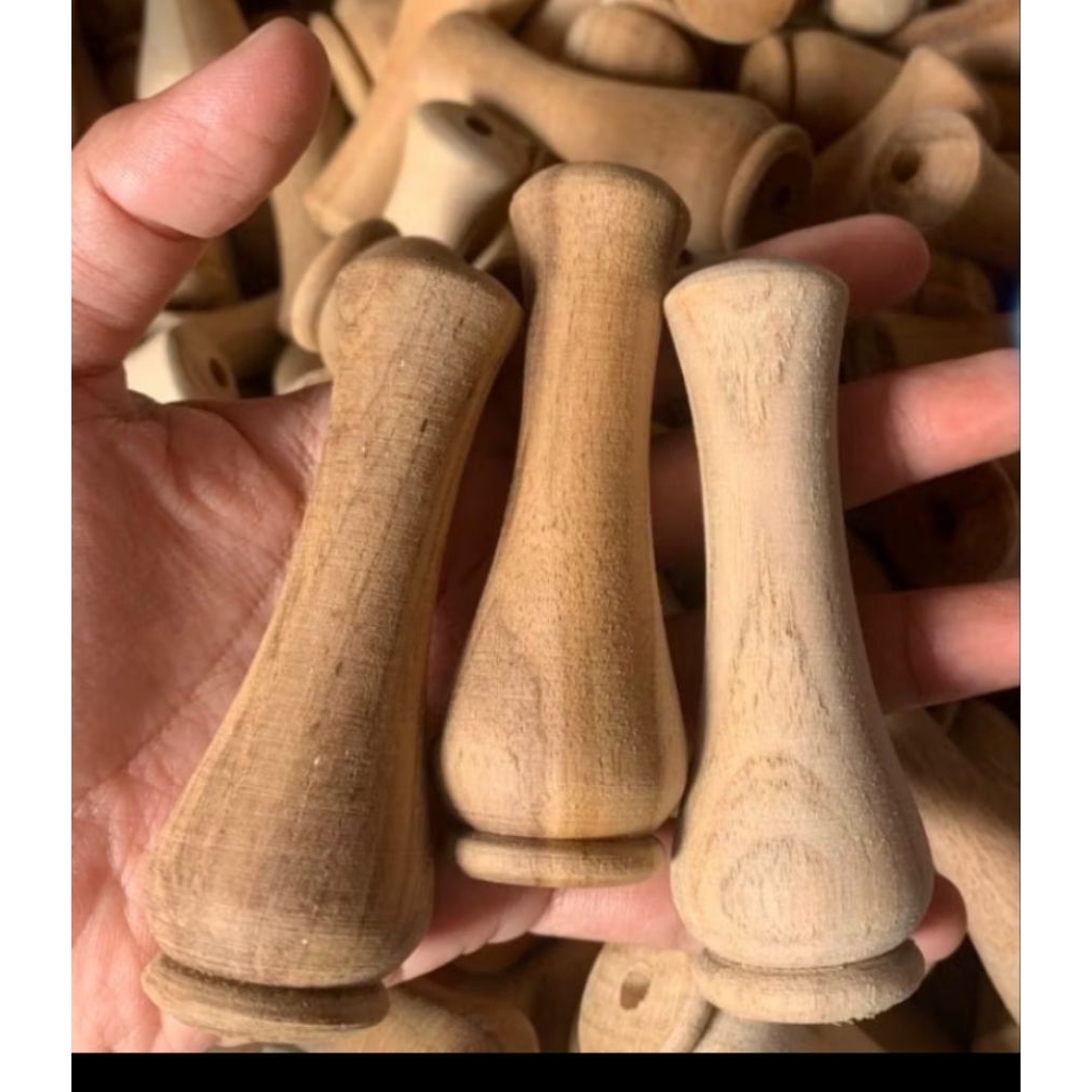 PION SANGKAR DIAMOND KAYU JATI