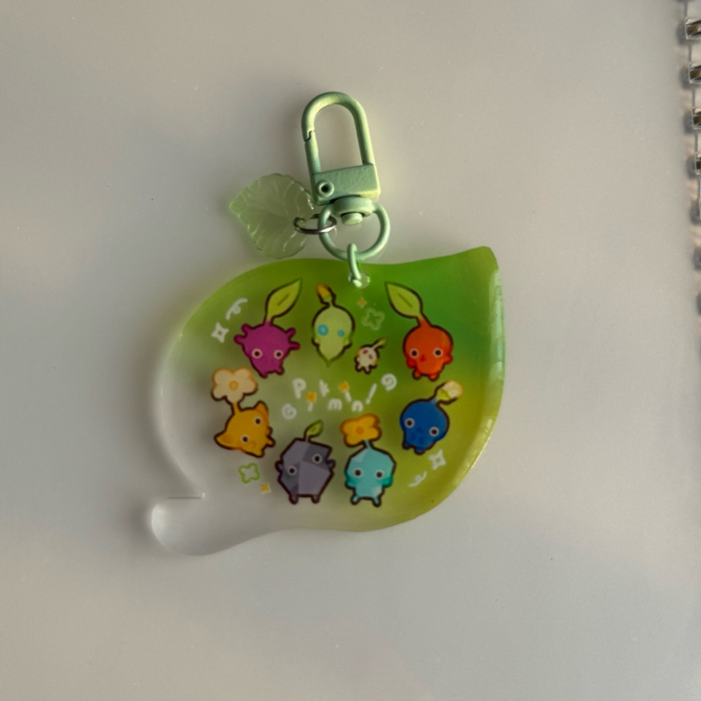 pikmin pile  - epoxy keychain