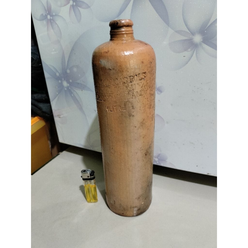 Guci botol kuno VOC Hindia Belanda keramik temuan sungai t.30cm