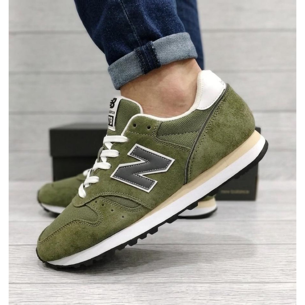 New Balance 373 Like New Box