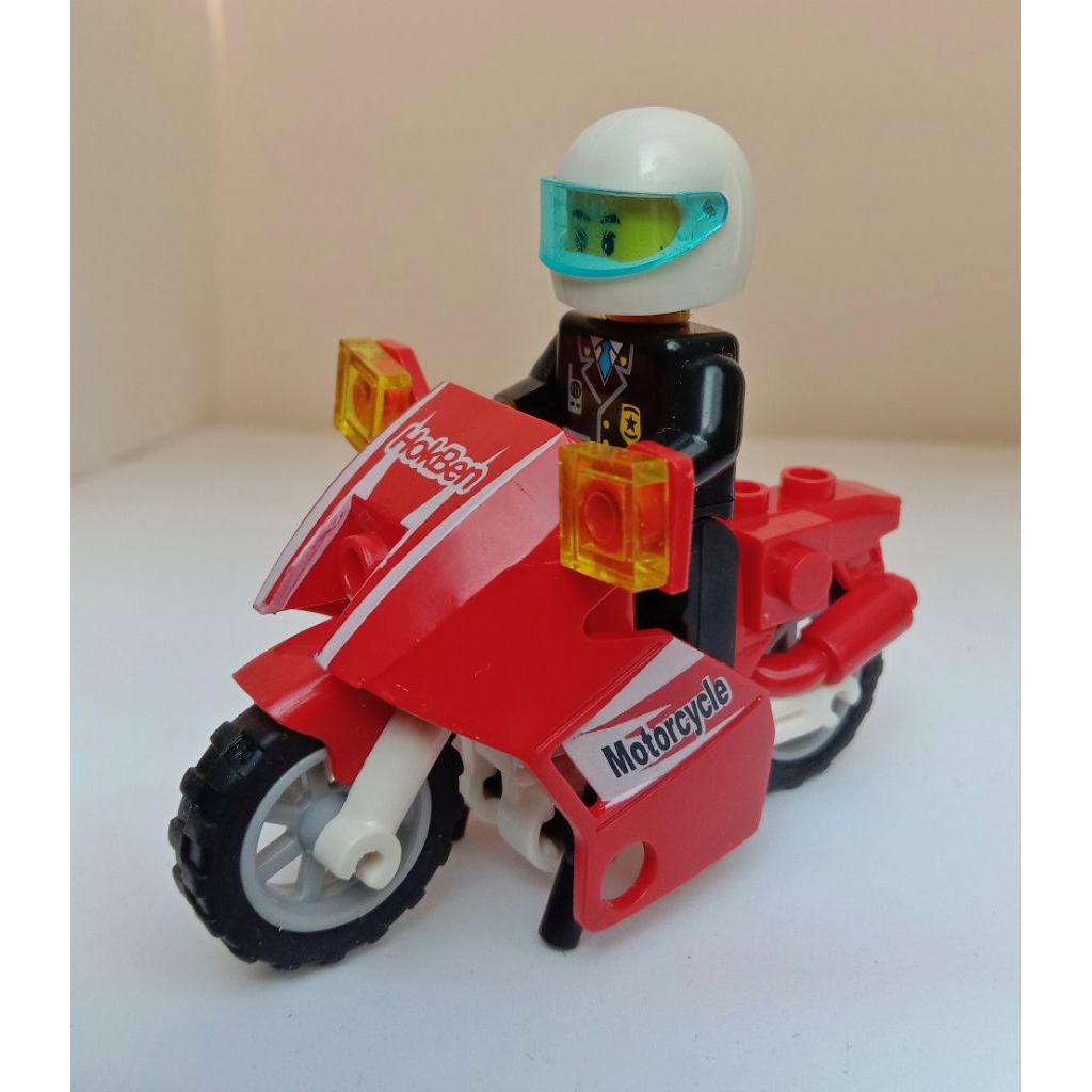 Original Mainan HokBen Mini Figur Hokben Delivery ( Kurir Motor HokBen )