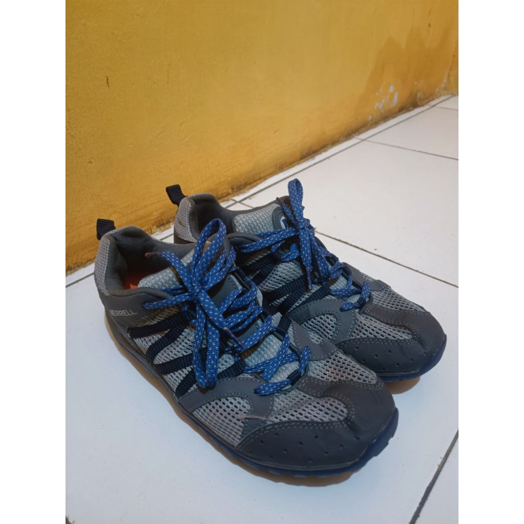 sepatu outdoor gunung second 43-44