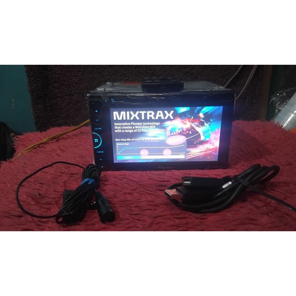 head unit dabeldin PIONEER AVH-X2650BT lengkap micblutoot sama remotnya
