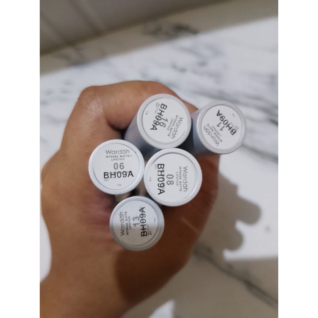 [RIJEK NON DUS] LIPSTIK INTENS WARDAH