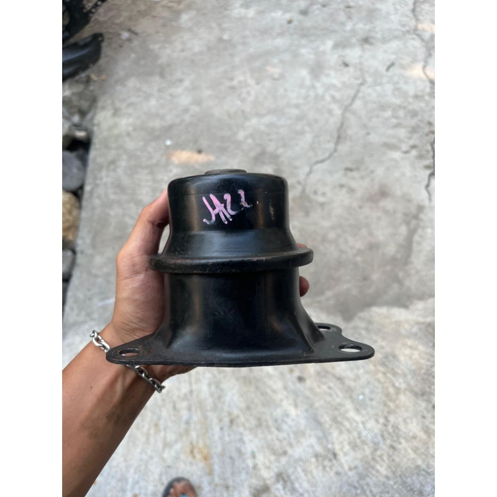 engine mounting kanan jazz ge8