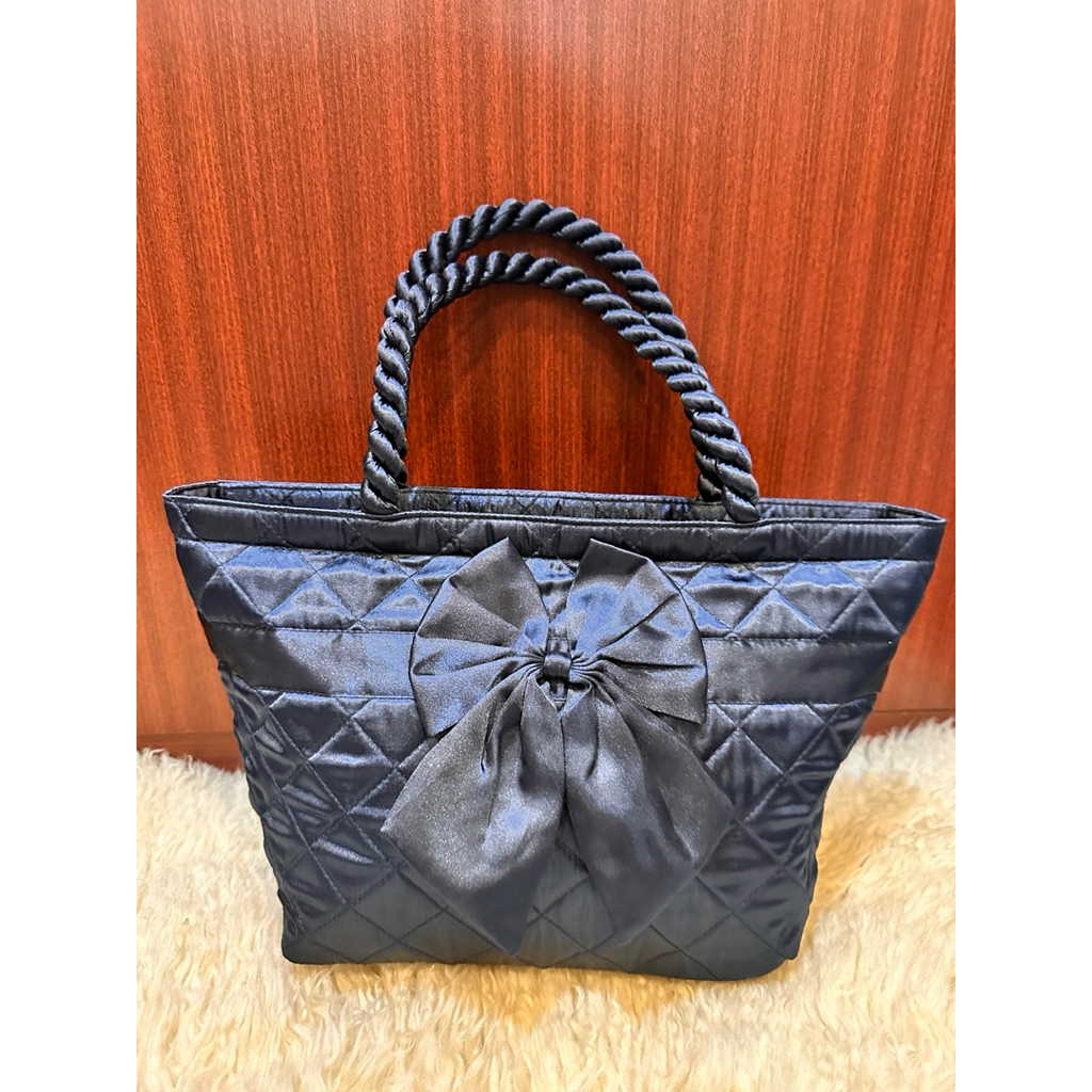 tas Naraya