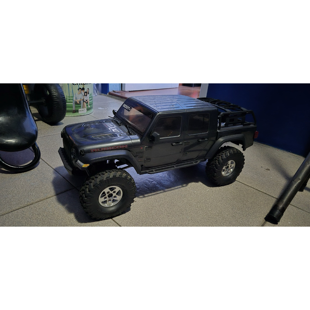 Axial SCX10 III gladiator