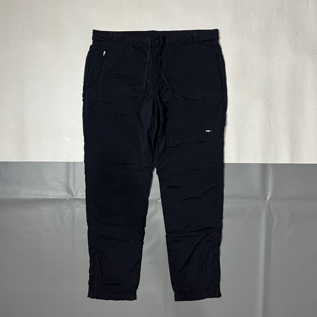 Uniqlo heattech parachute pants