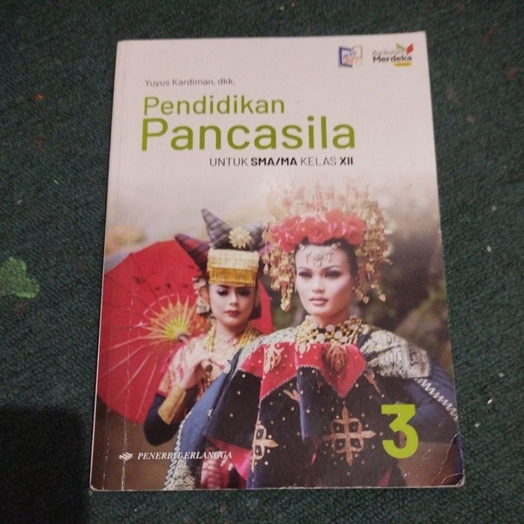 buku kelas 12 pancasila/ppkn