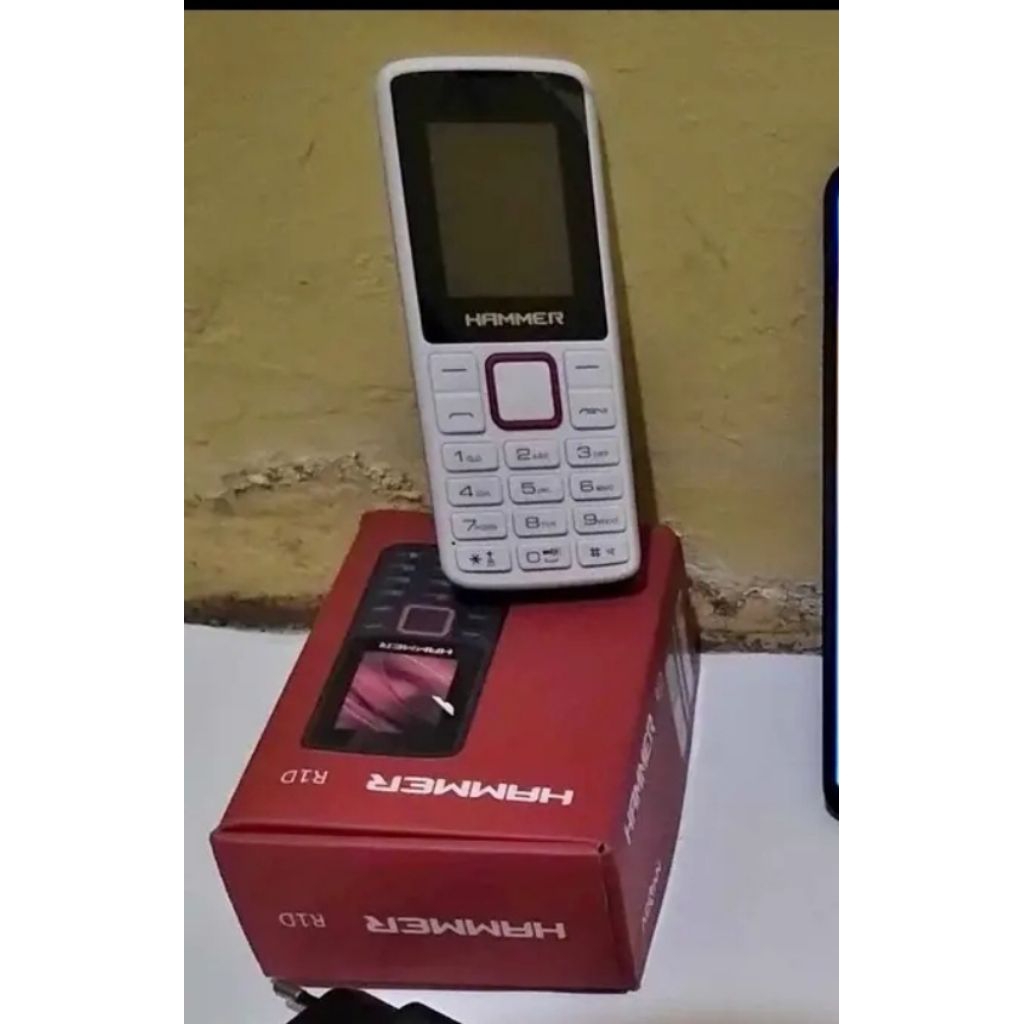 HP Advan Hammer R1D