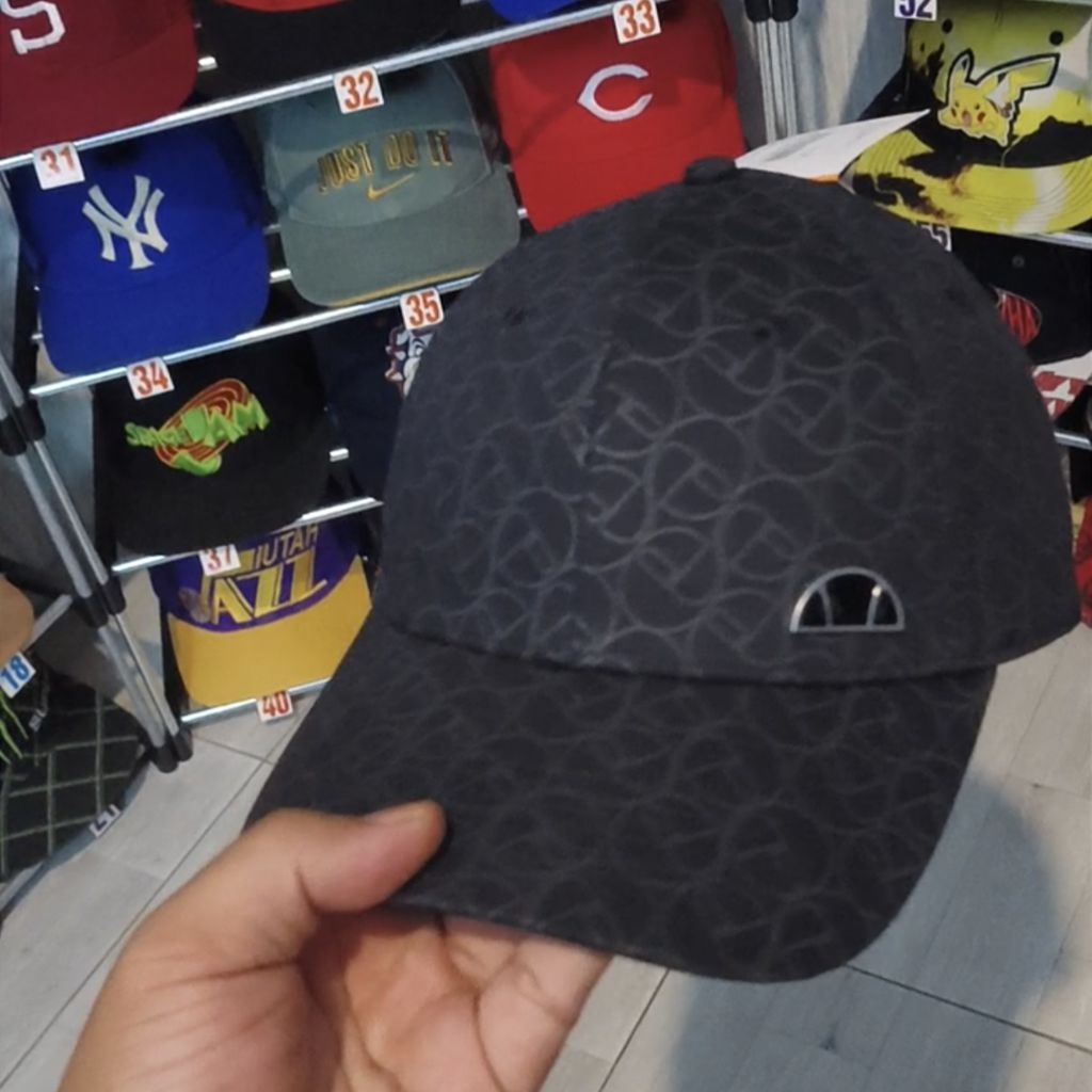 Topi Ellese Original New