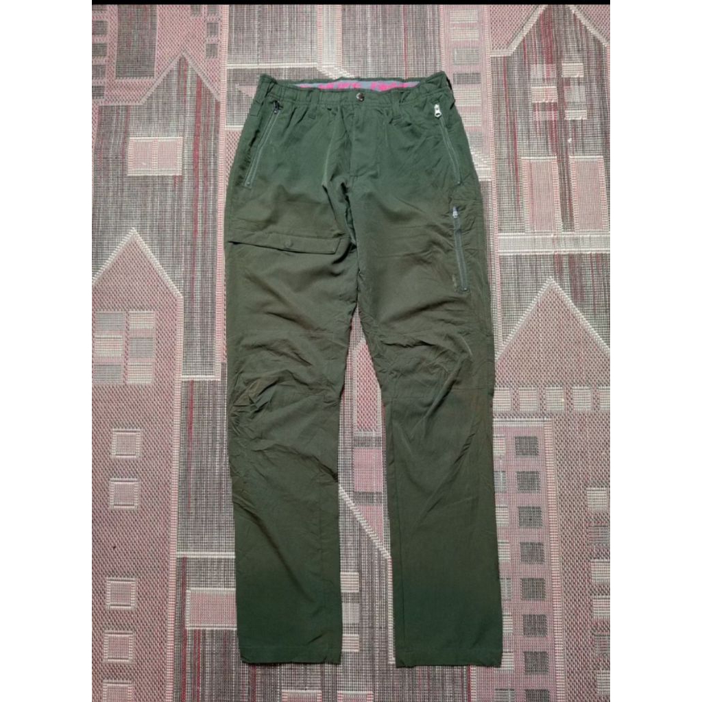 Celana Outdoor FieldCore