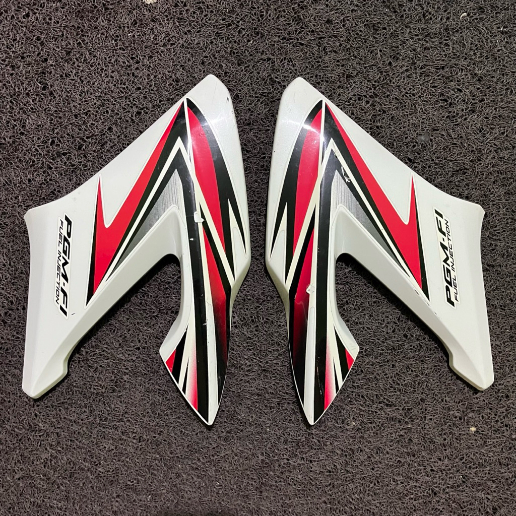 Shroud Sayap Tangki Honda CB 150R Old Original Copotan