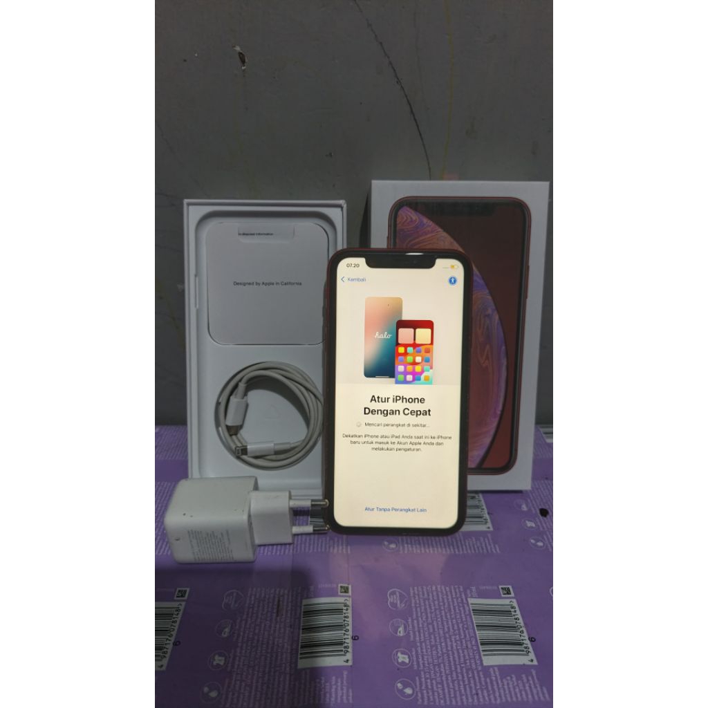 IPHONE XR ORIGINAL 64 GB FULLSET LOCK ICLOUD
