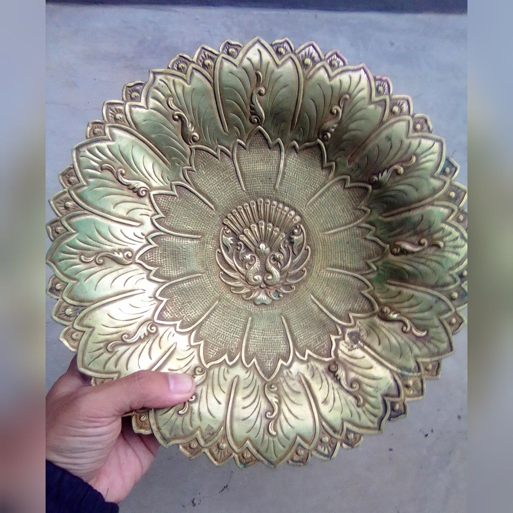 Piring Hias Kuningan Antik Kuno