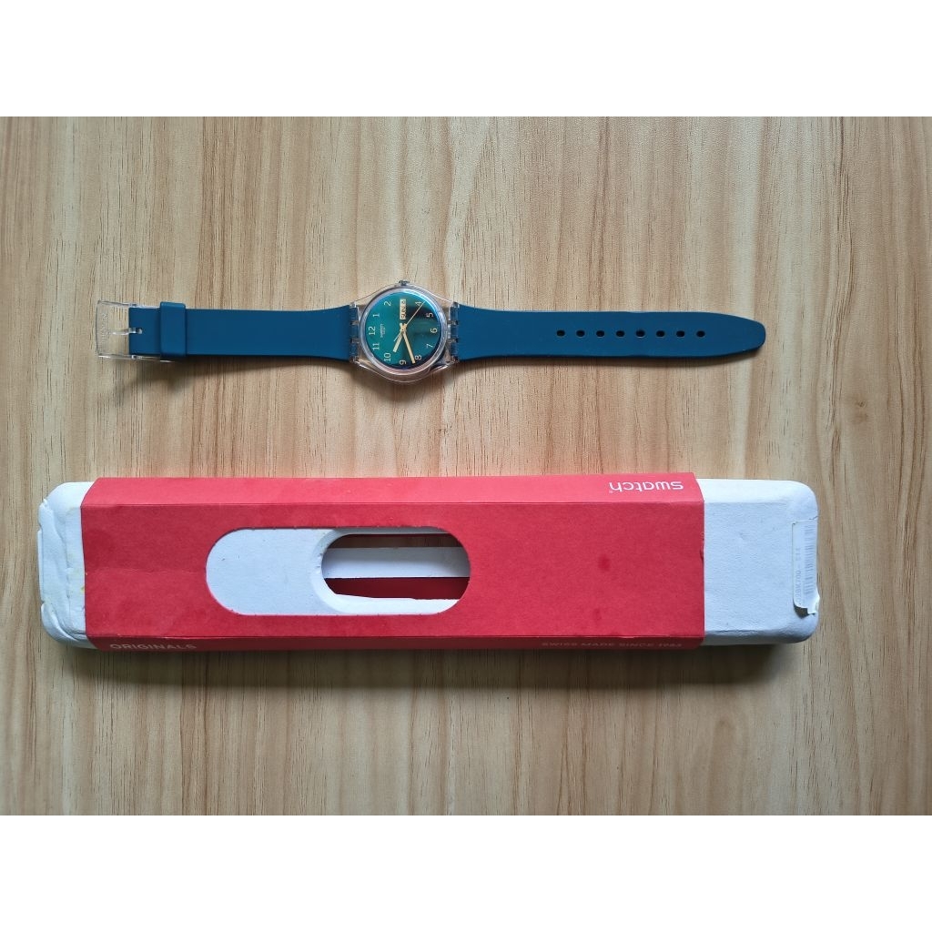 Jam Tangan Swatch Original Blue Away SO28K700 Swiss Made Day Date Transparan Fullset Box Kondisi 90%