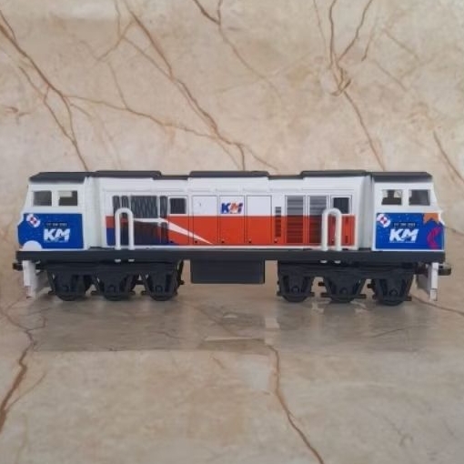 mainan kereta api indonesia happytrip CC206