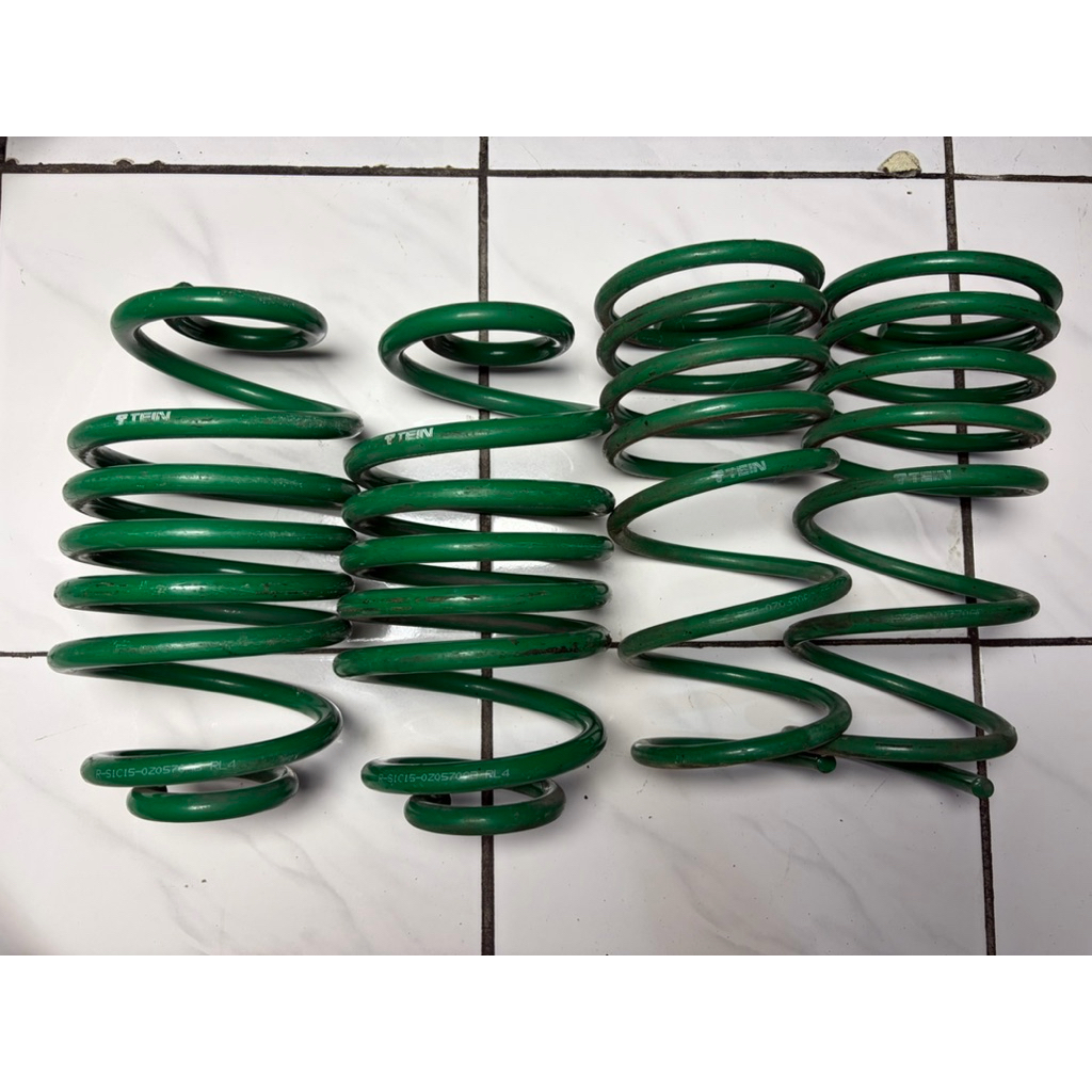 (Bekas) Per Ceper / Lowering kit All New Avanza Xenia / Veloz 2012-2019 Original TEIN S-Tech.