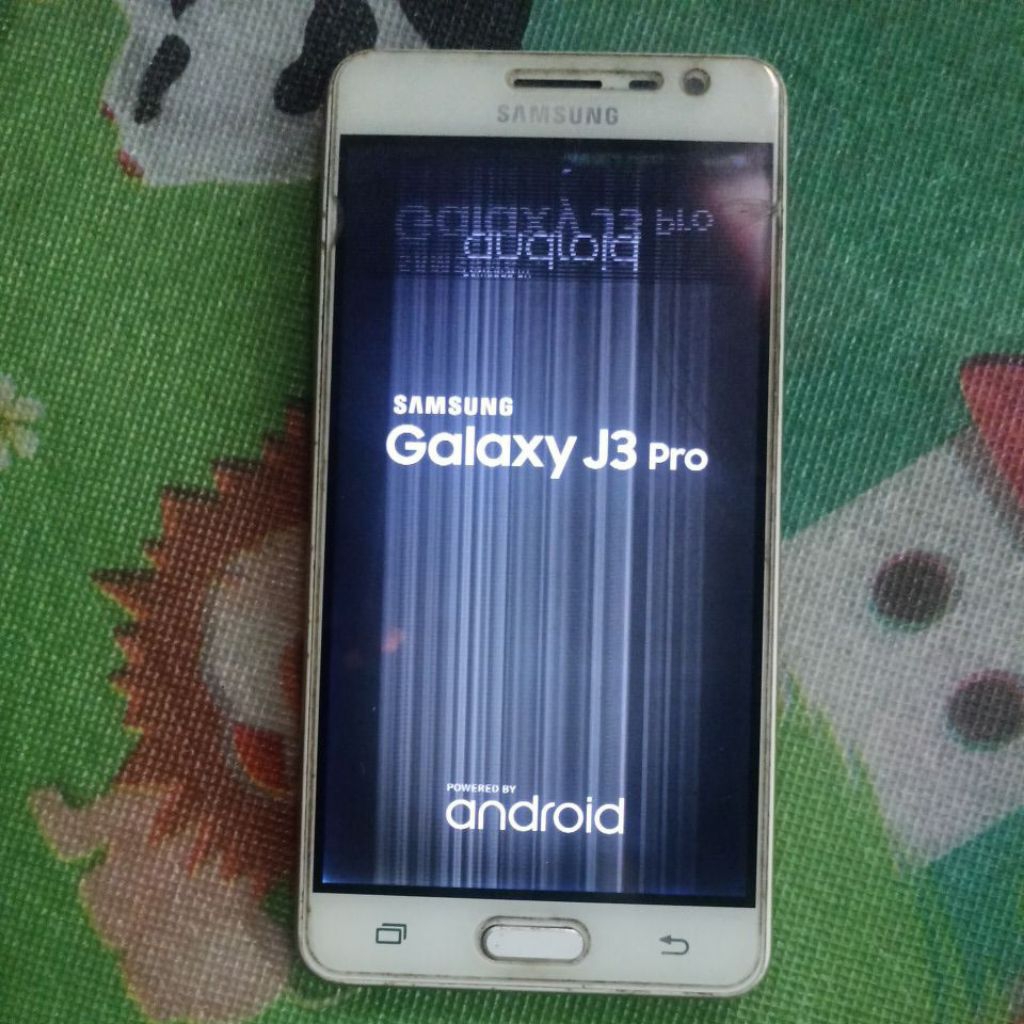 Samsung j3 pro /J3110 minus lcd garis2
