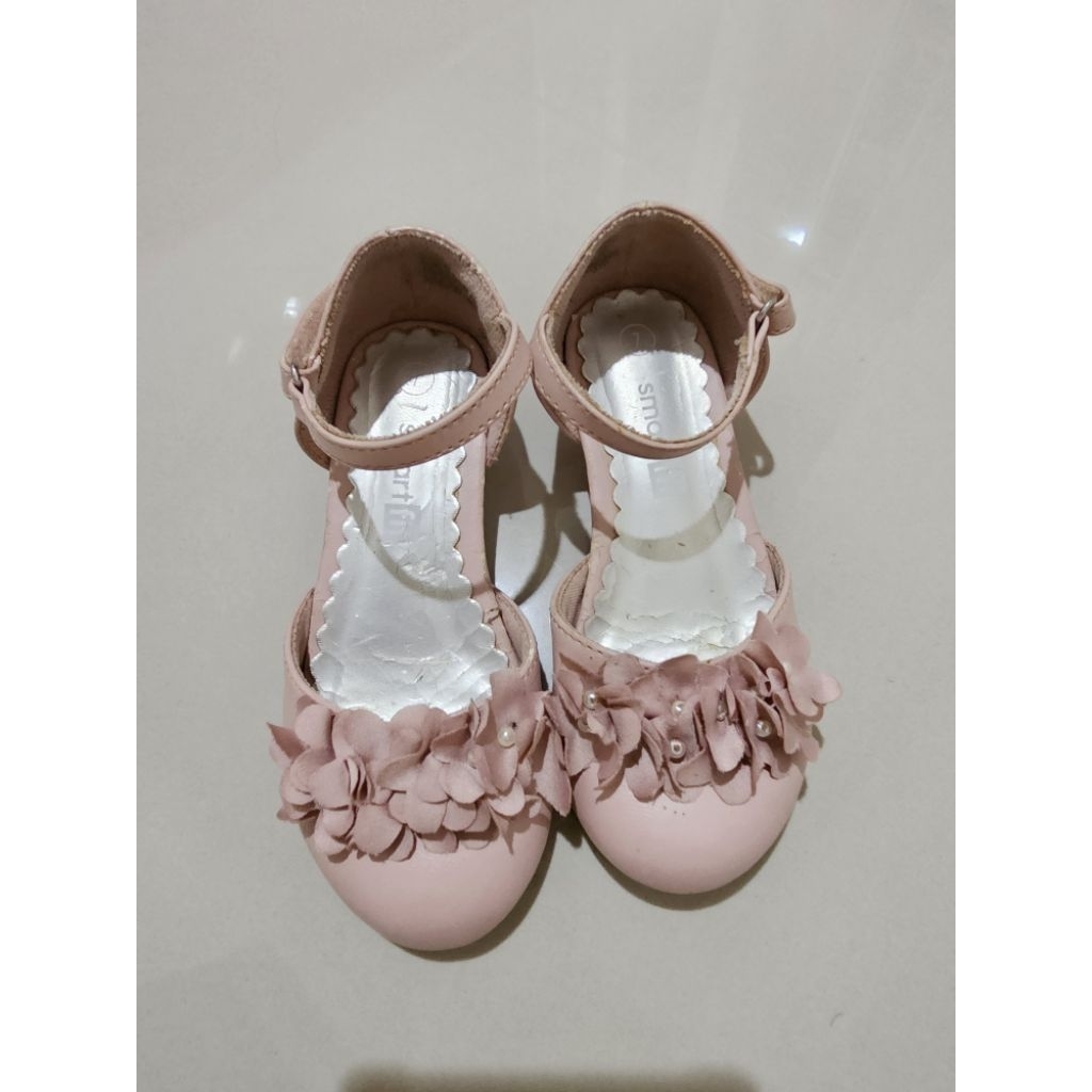 PRELOVED. HEELS ANAK 2 TAHUN WARNA PINK UKURAN 23