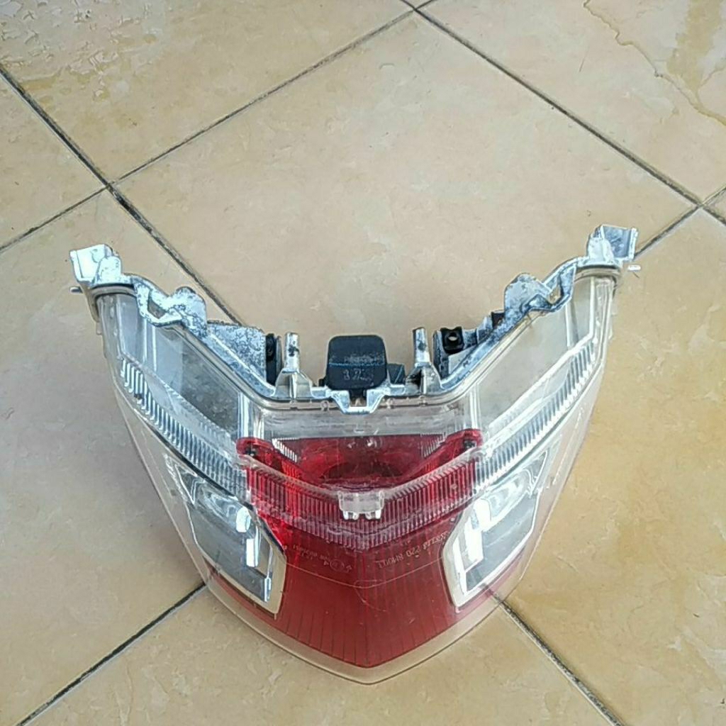 Stoplamp Lampu Belakang Yamaha Freego 125 Original Second