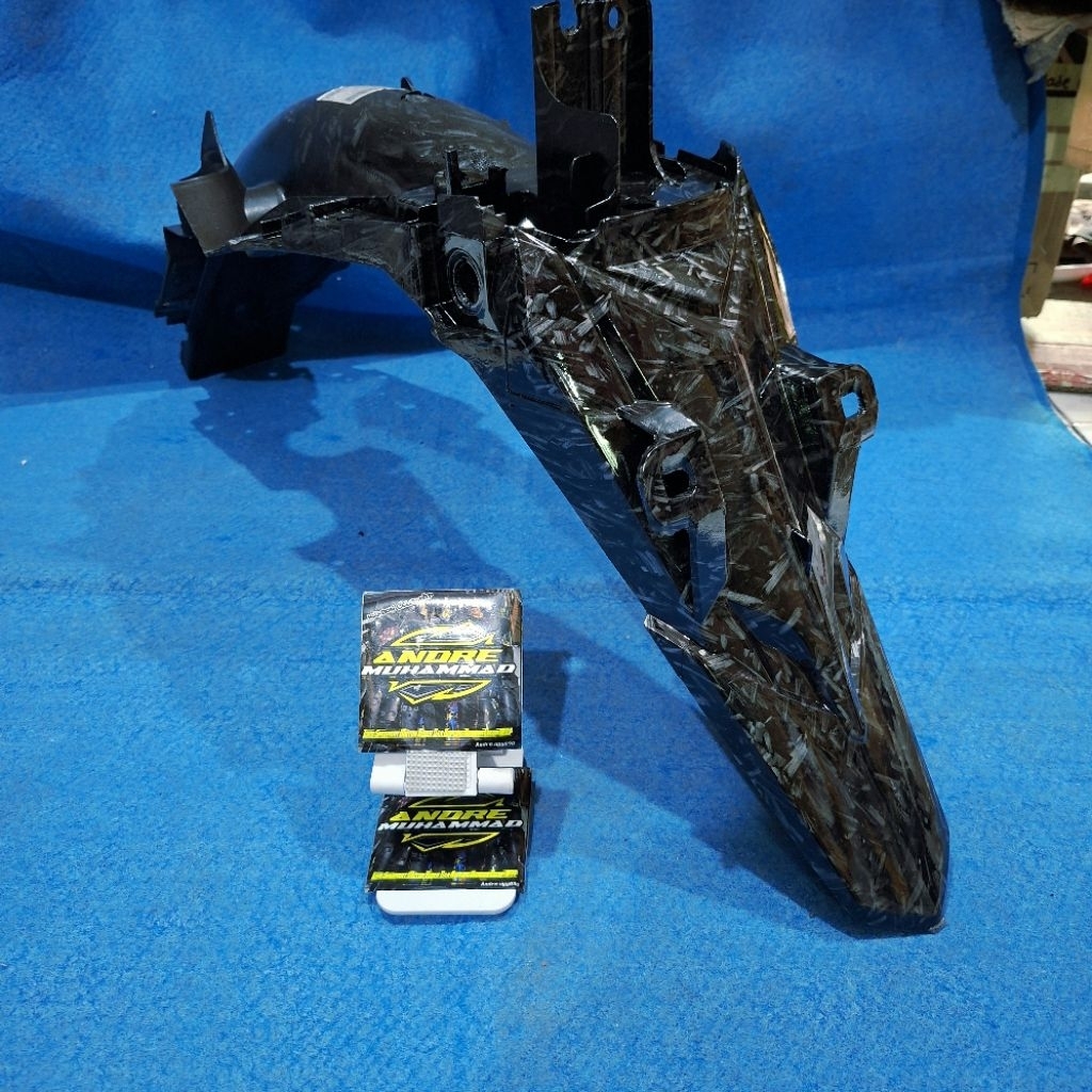 Spakbor Belakang Revo Lama Old Lancip Karbon Forged