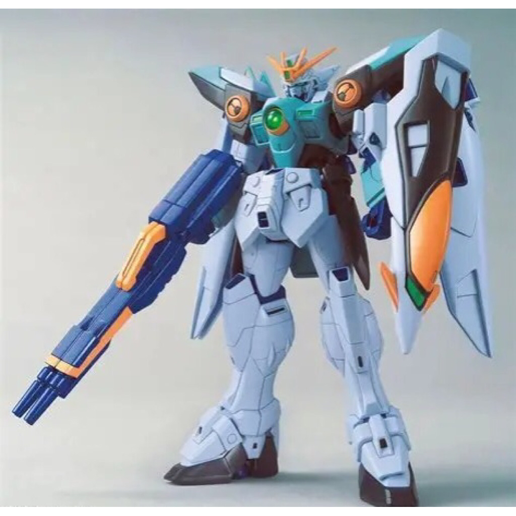 *GUNDAM* Wing Gundam Sky Zero Tipe (HG Gundam Breaker Batt Logue)