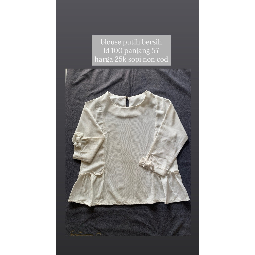 blouse putih (pl)