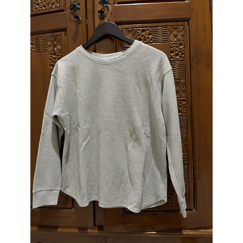 Preloved Sweater Waffle Uniqlo Cream