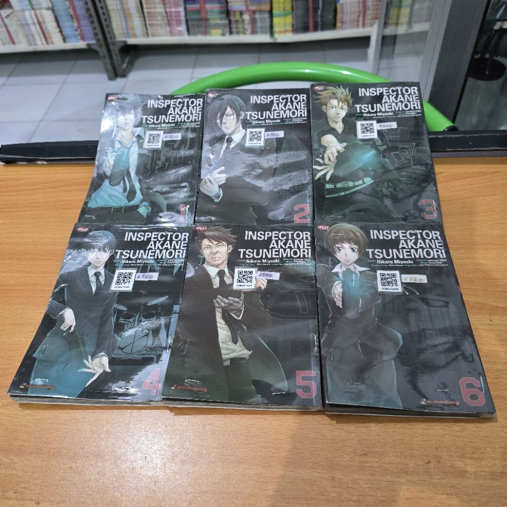 Bundle Komik Inspector Akane Tsunemori Preloved