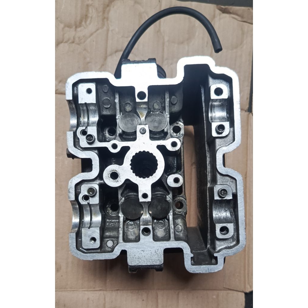 Blok head blok klep SUZUKI SATRIA FU 2005 - 2015 bahan kosongan second original