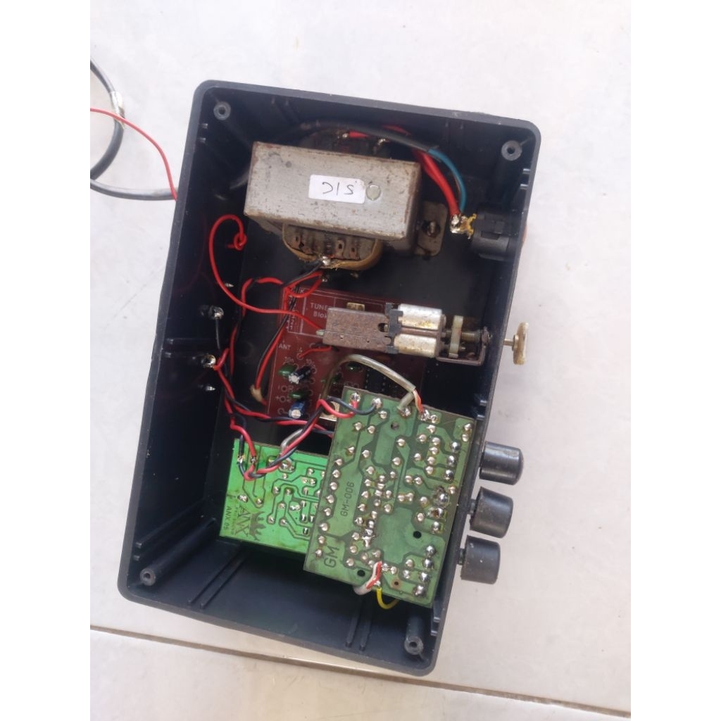 radio tuner bekas masih normal sudah ada amplinya