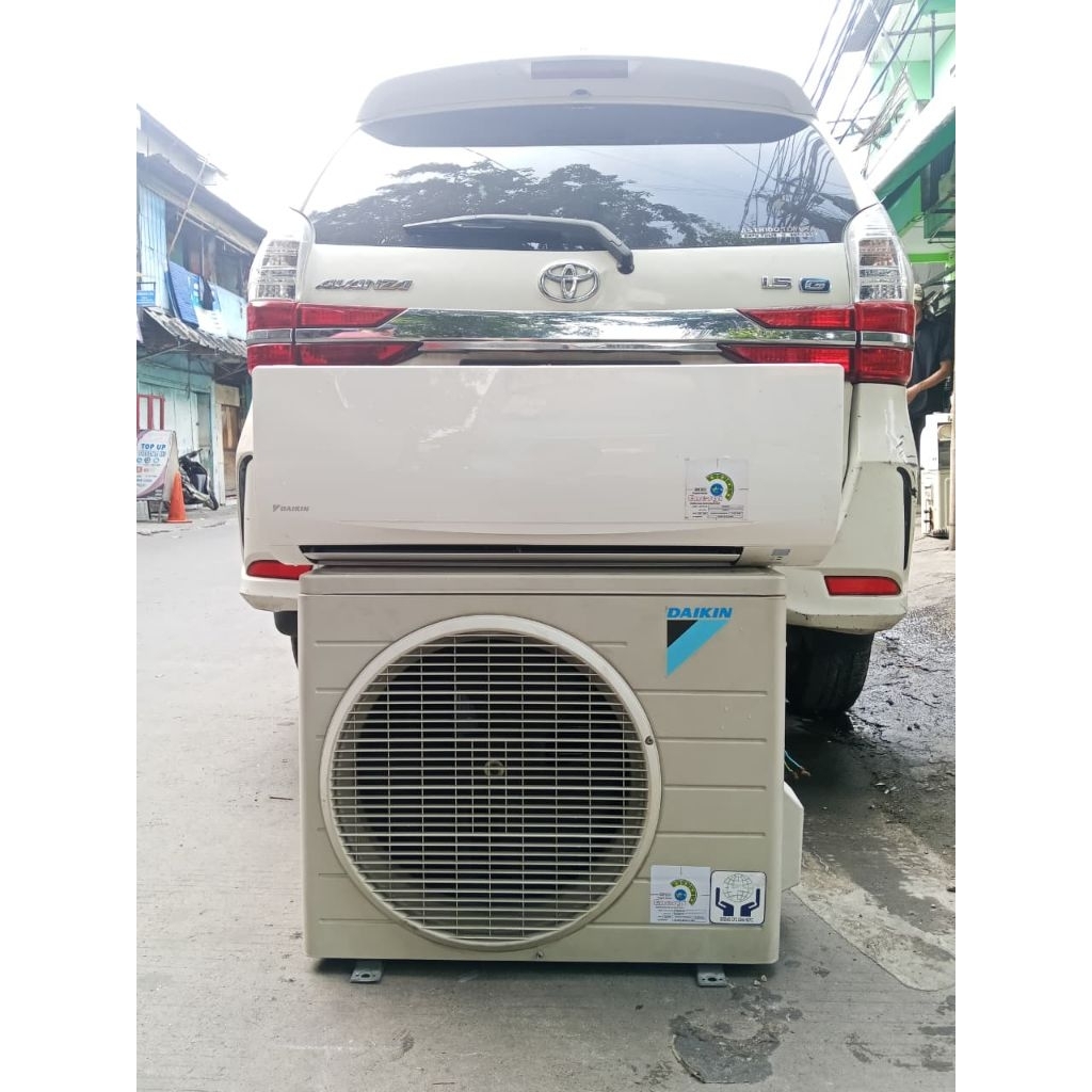 AC Daikin Thailand 1,5 PK R 32 second dan free pasang sejabotabek