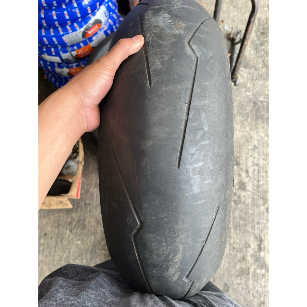 pirelli supercorsa 180/55-17