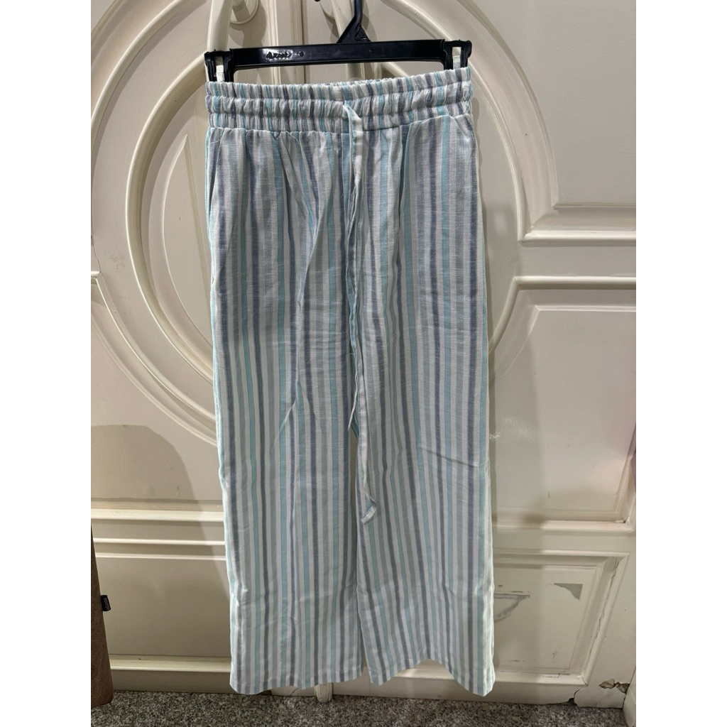 CELANA LINEN CAKEP PRELOVED