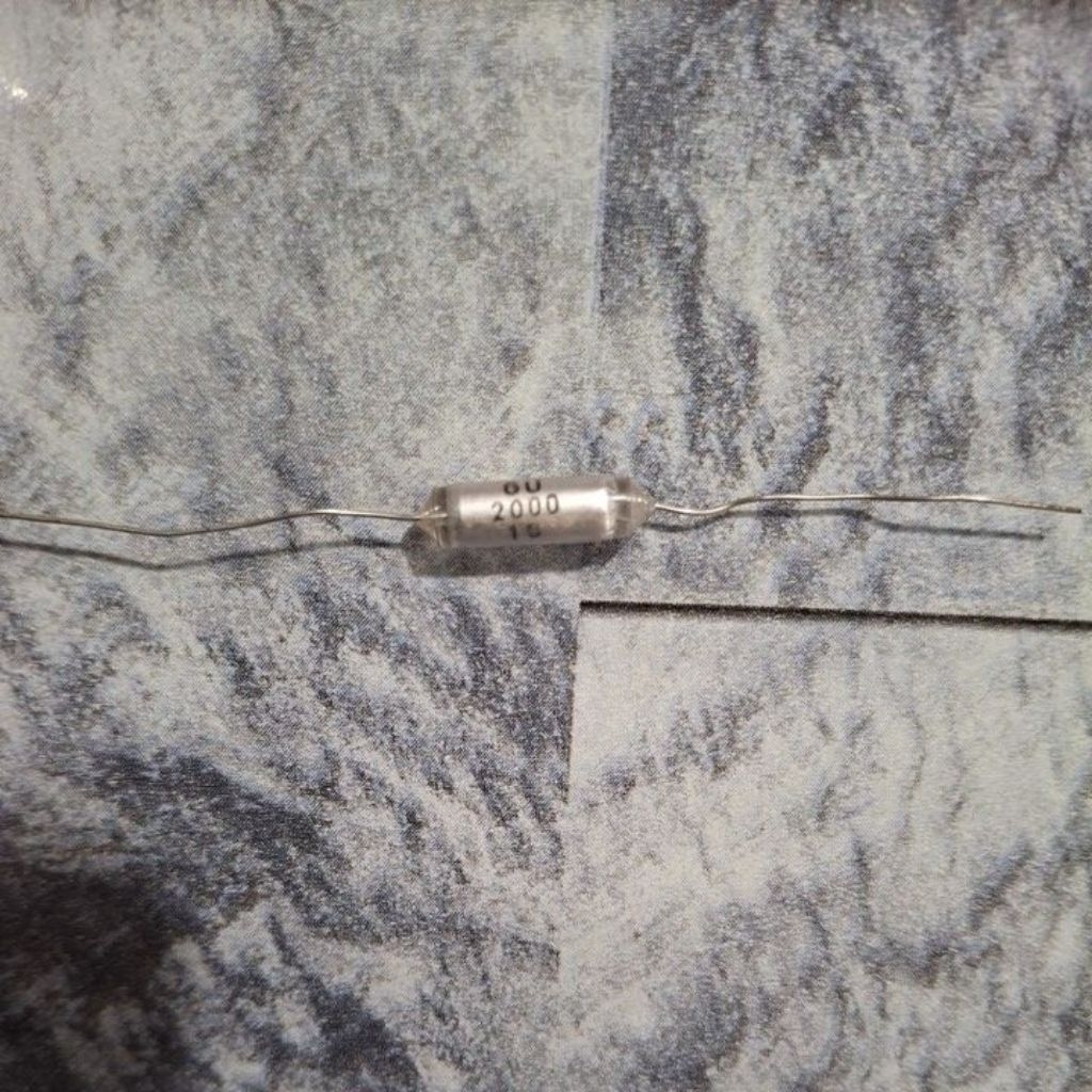 kapasitor GU 2000