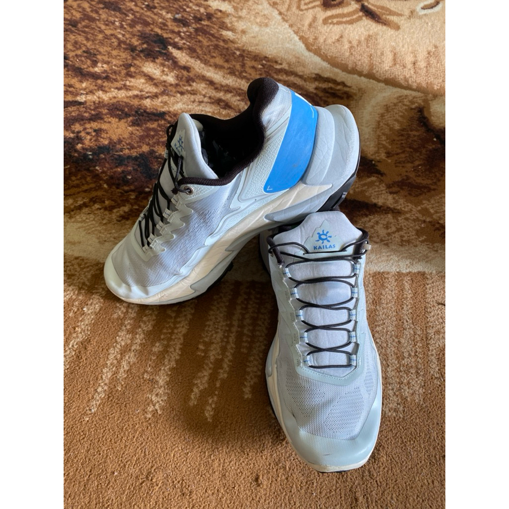 SEPATU KAILAS PL