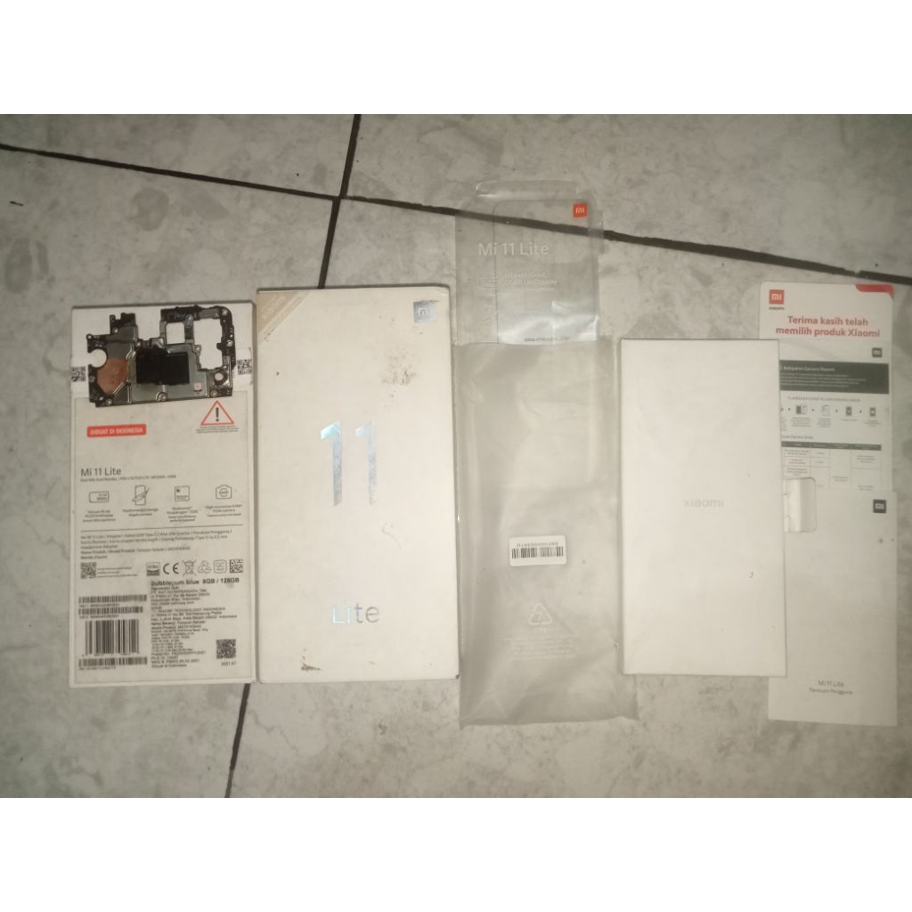 Mesin+dosbux Mi 11 Lite 8/128(baca deskripsi)