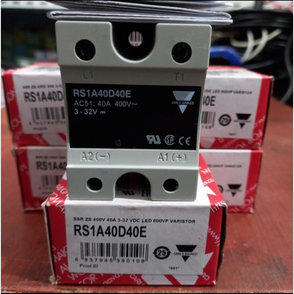 SSR Carlo Gavazzi RS1A40D40E 40A Original
