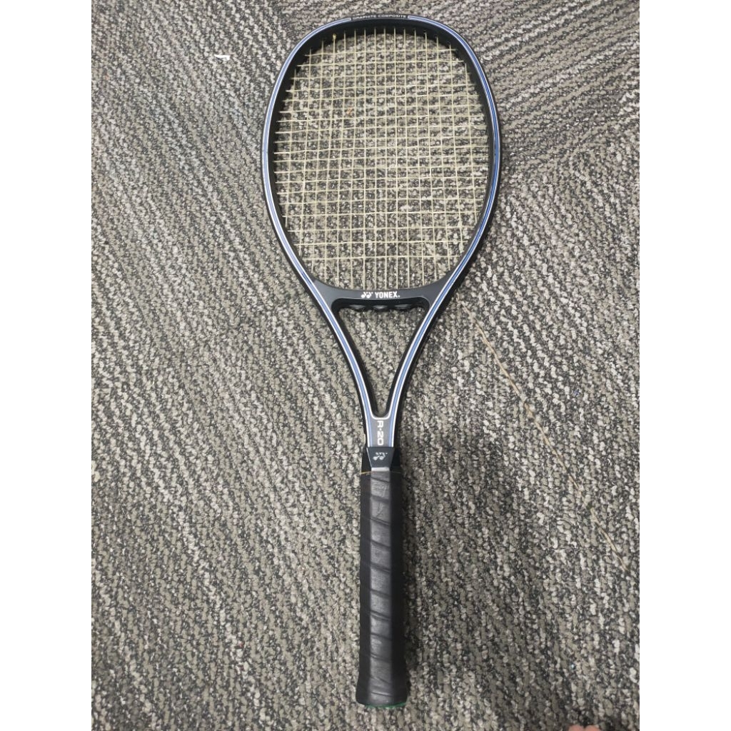 raket tenis yonex