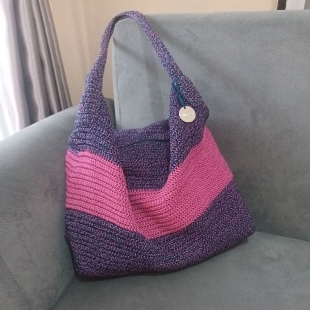 dowa bags hobo size medium